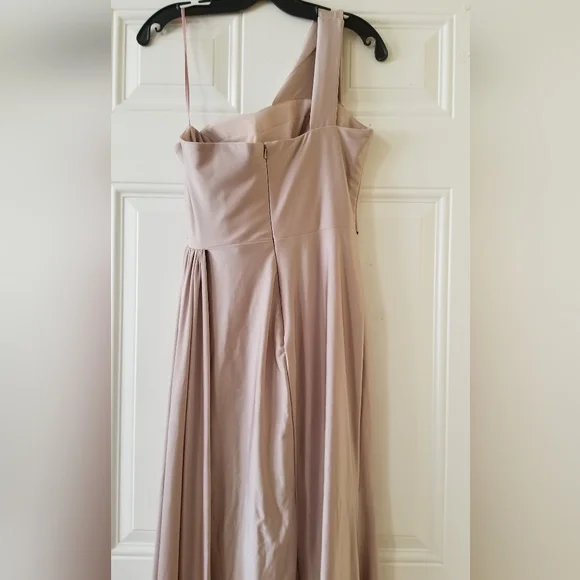 Portia and Scarlett Women’s Gown Sz 4 - Picture 6 of 16